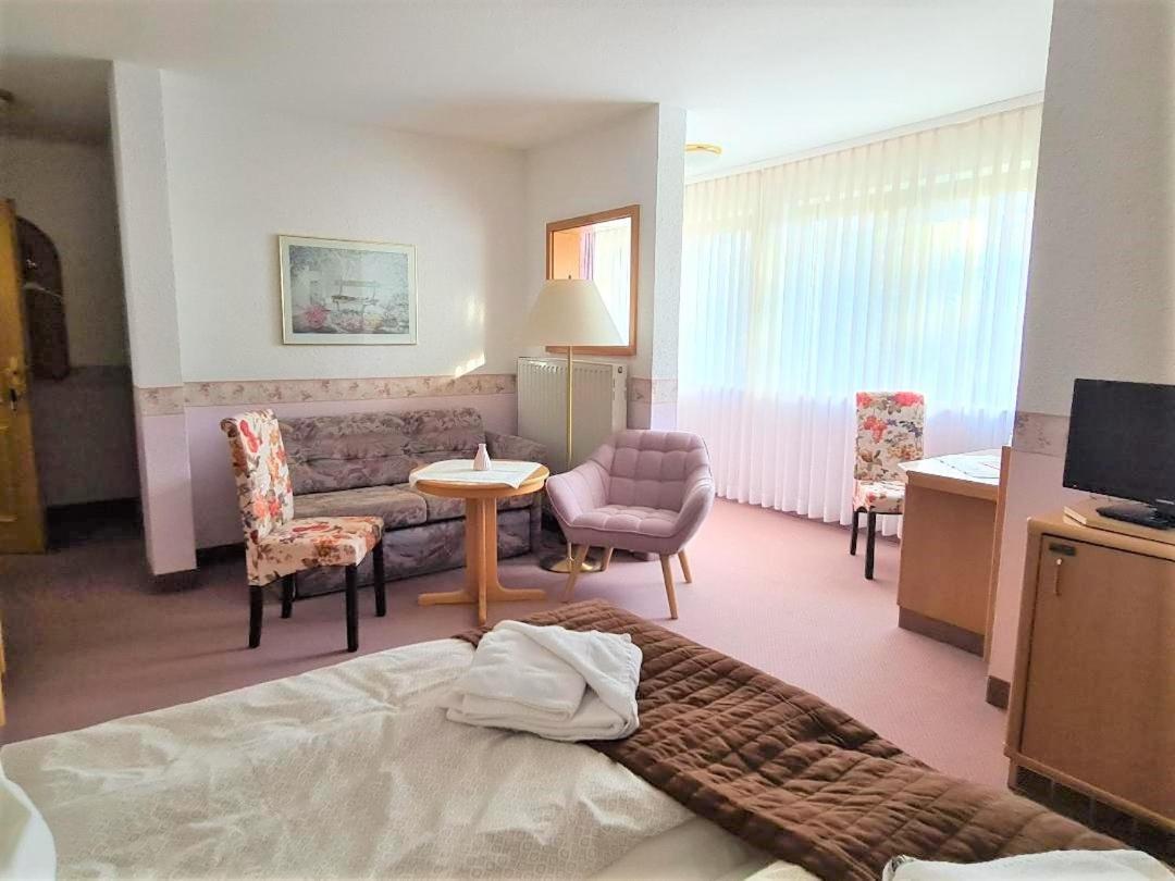 Familien-Hotel Am Traenkbachtal Фрауенвальд Екстер'єр фото
